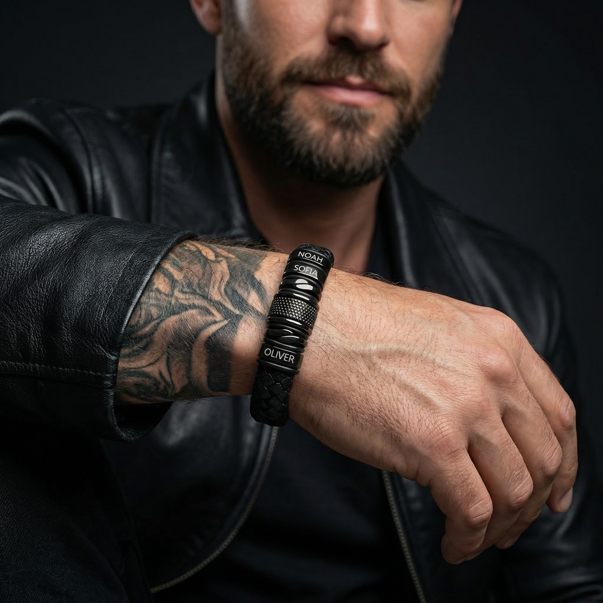 Bracelet: Black