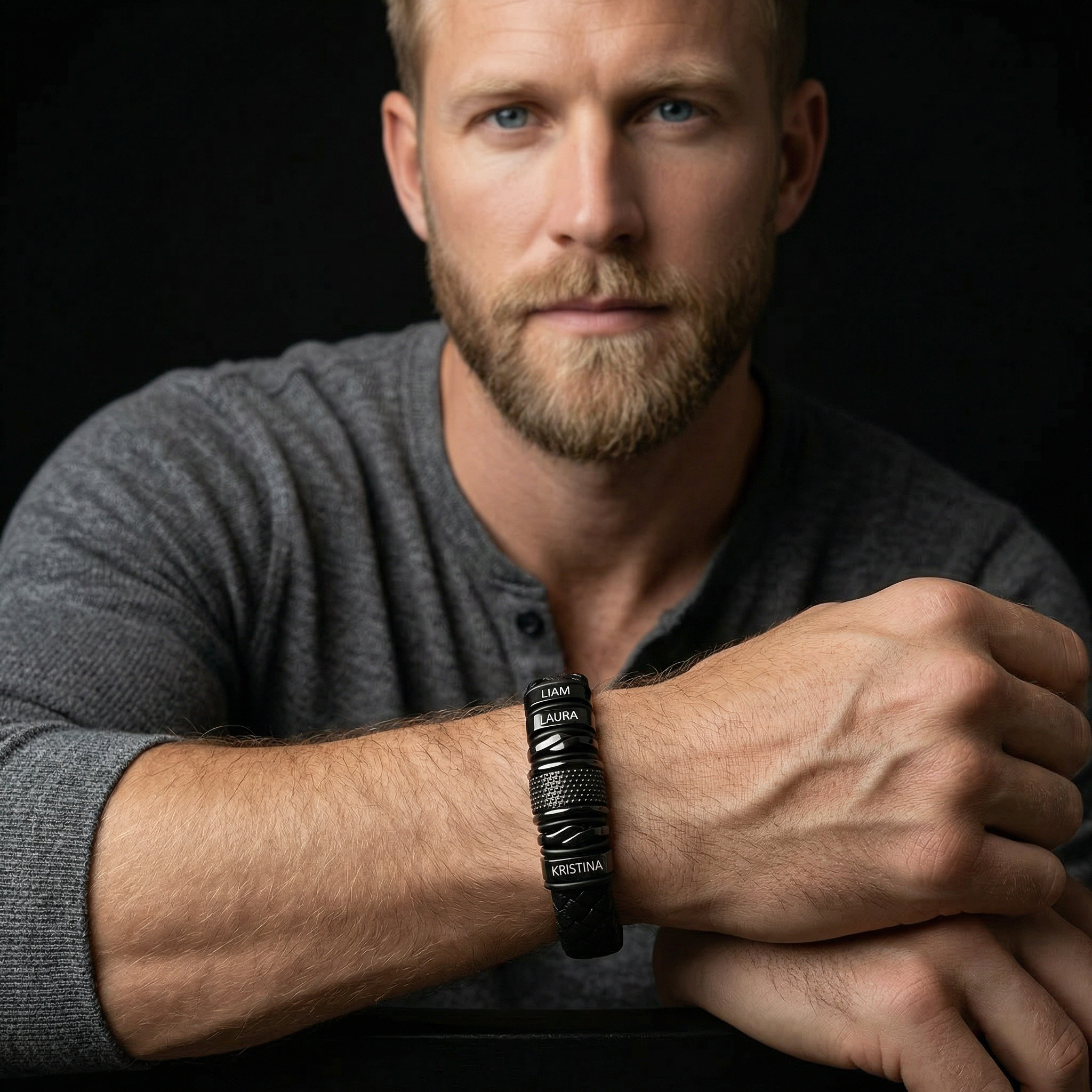 Bracelet: Black