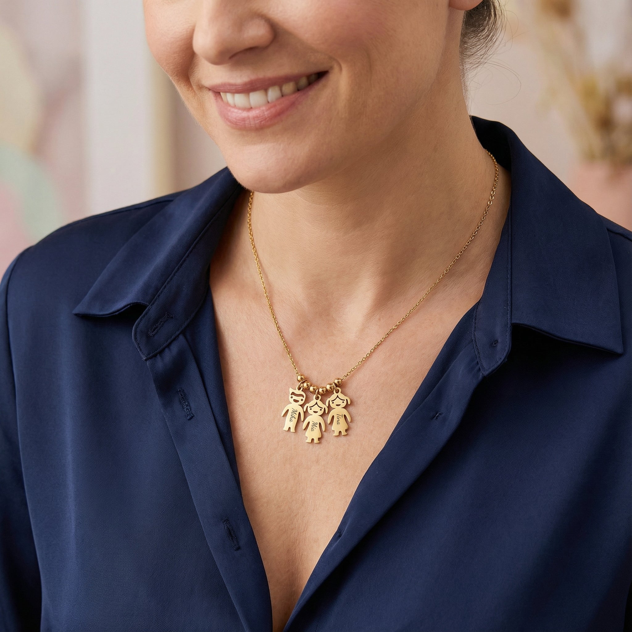 Necklace: Family Bond