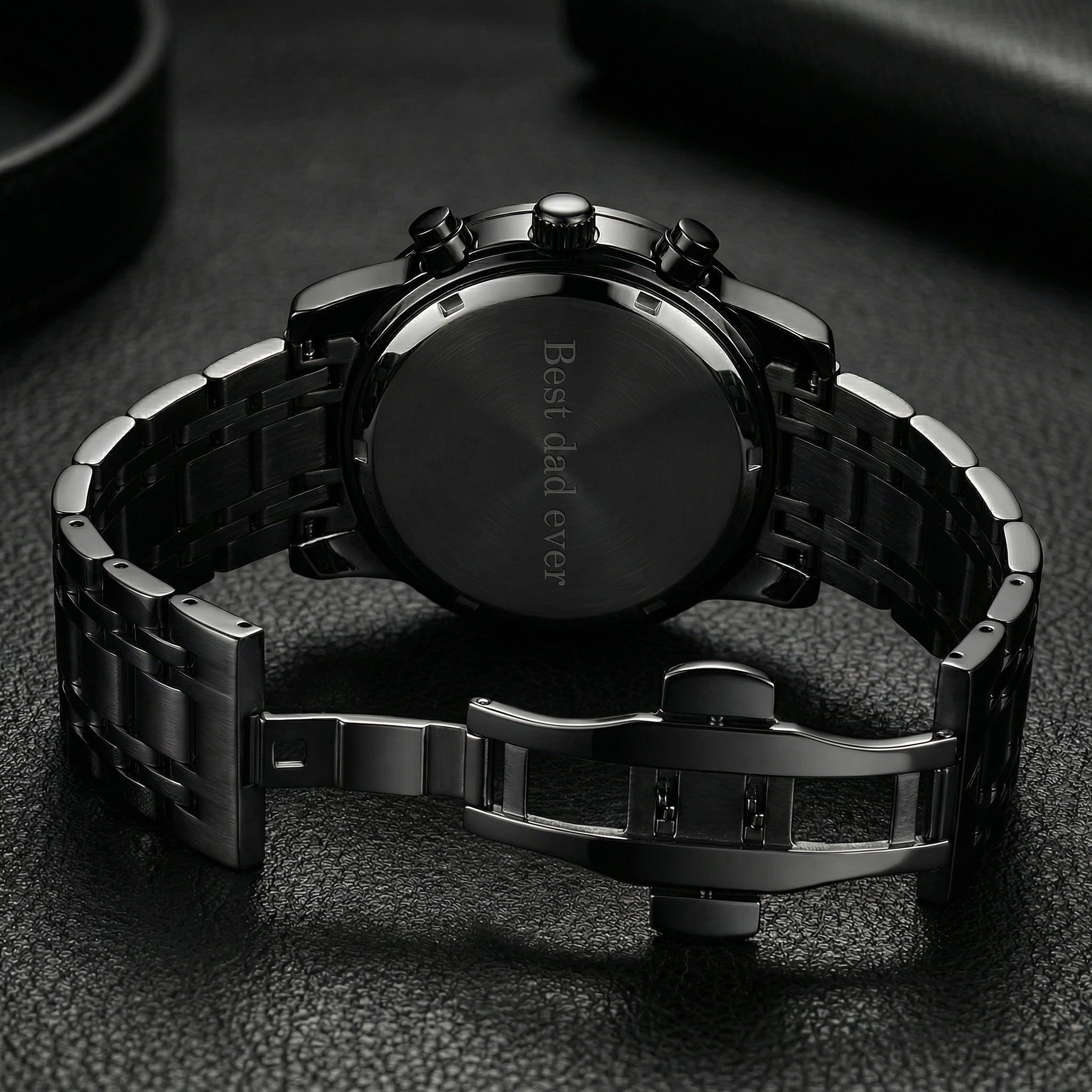 Men's Watch: Titan