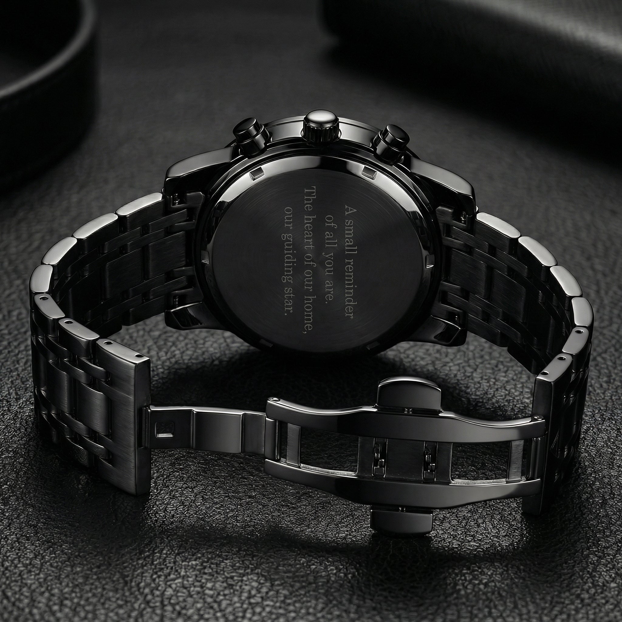 Men's Watch: Titan